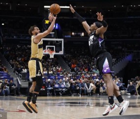 特雷杨首秀12分贝利32分 奇才不敌爵士7连败