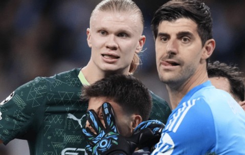 欧冠淘汰赛！英超2队有望进8强，巴萨或独撑西甲门面，拜仁无悬念