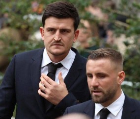 曼联官宣两人随队出征纽卡！卡里克赢球可锁定前四转正，已计划下赛季