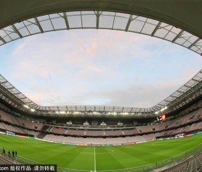 欧冠摩纳哥vs热刺裁判：意大利主裁马尔科-圭达执法背后的故事与战术影响