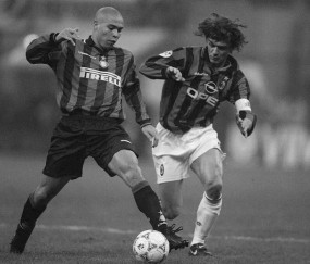 41岁张雪峰离世，刺痛了多少硬扛的80后米兰球迷