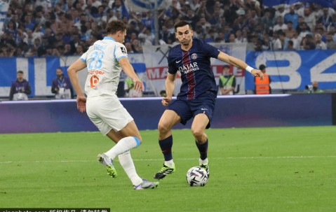 法甲-登贝莱缺阵门将送礼 巴黎0-1马赛遭遇赛季首败