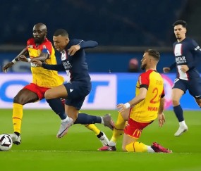 法甲保级生死战：南特主场死磕尼斯