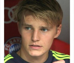 阿森纳主帅阿尔特塔故意藏起赖斯迎战曼城，激起球迷热议战术风险与背后算盘